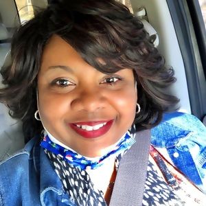 Meet your Posher, Phyllis